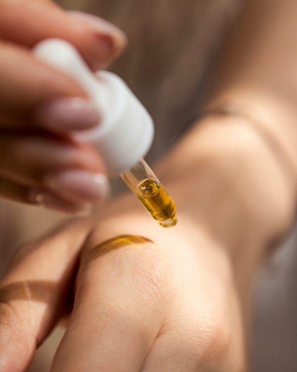 CBD Oil: The Exact Dosage Guide Step by Step (2026)